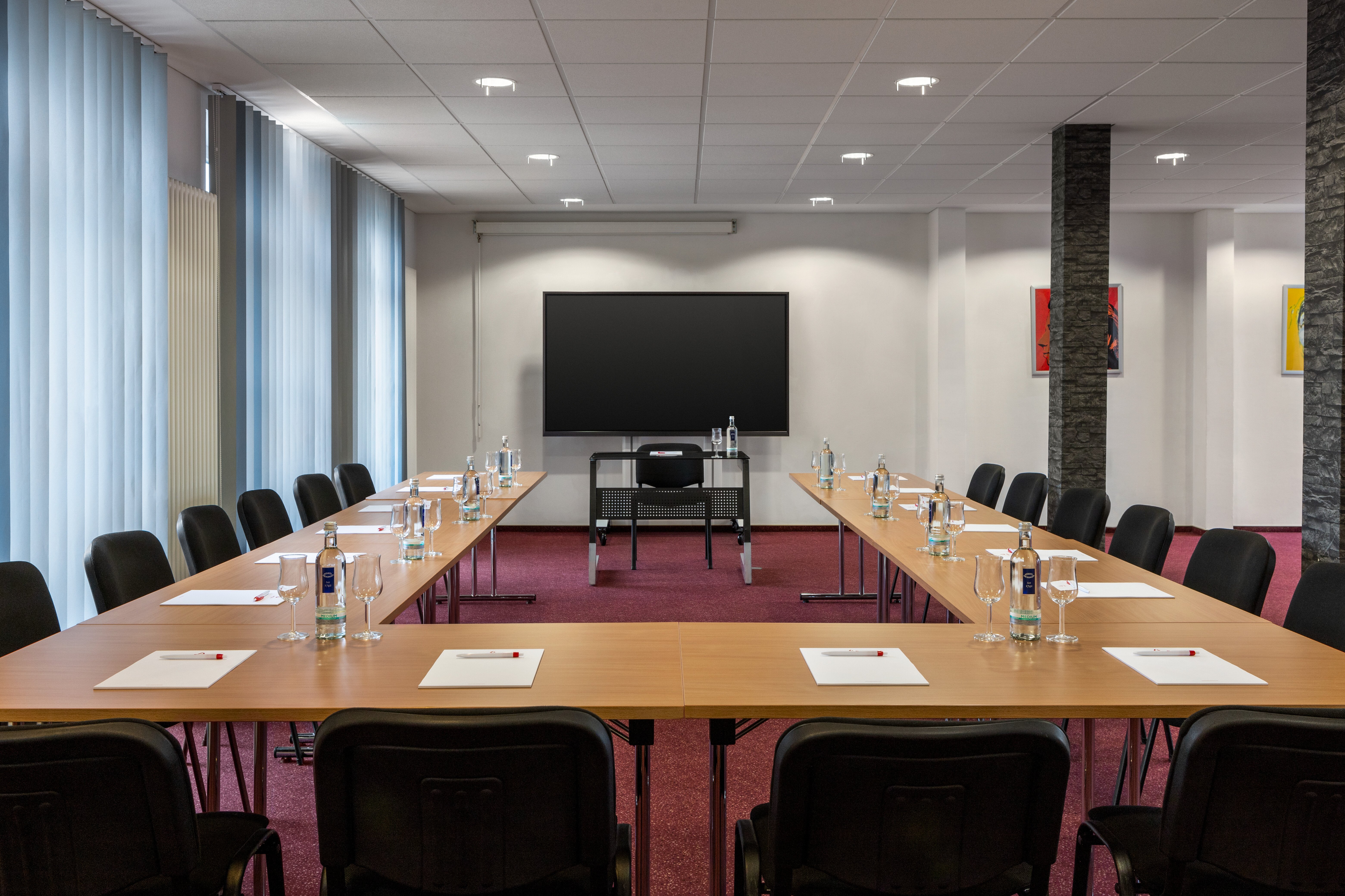 Amedia_Express_Bielefeld_Meeting_Room 