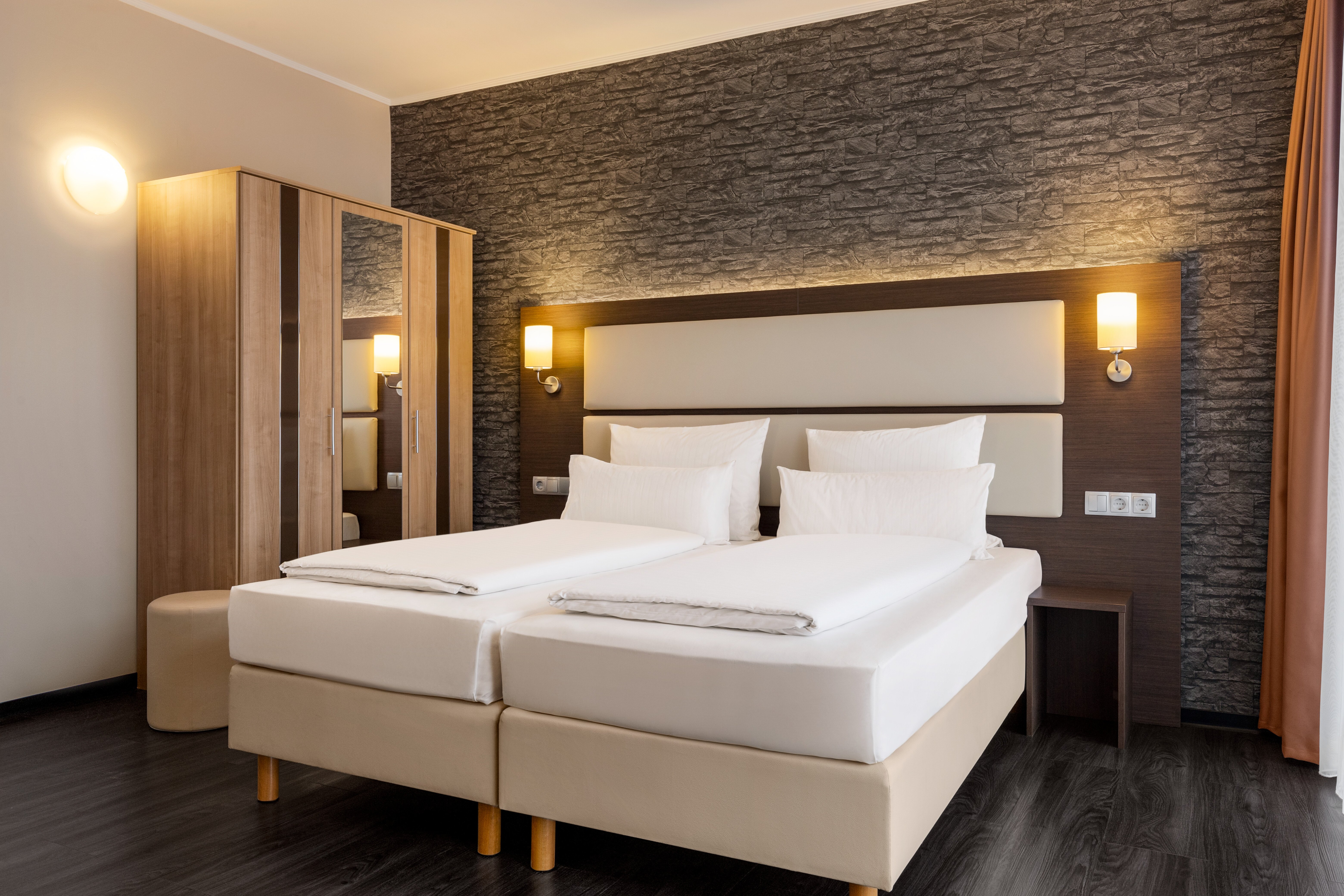 Amedia_Express_Bielefeld_Comfort_Plus_Twin_Room