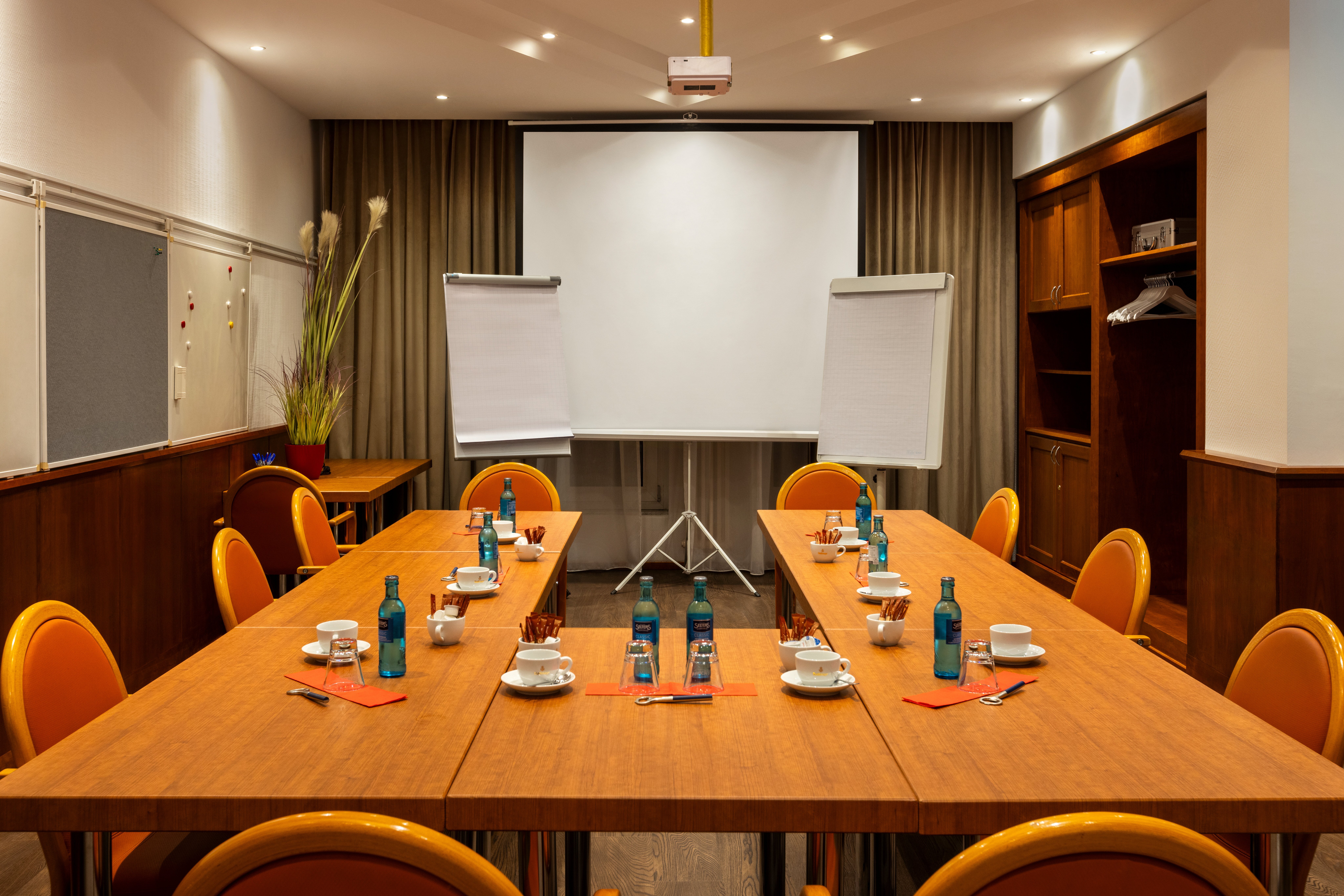 Amedia_Leipzig_Meeting_Room